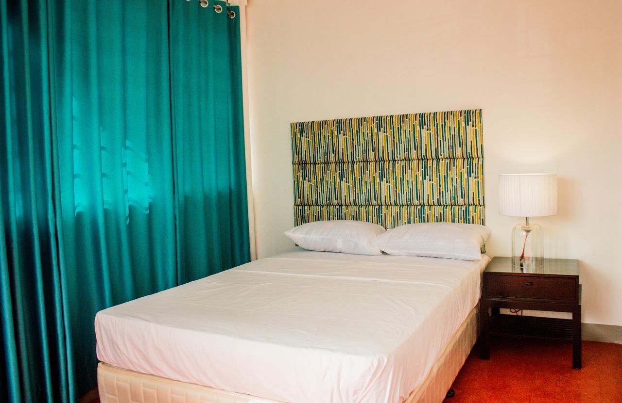 Naps & Maps Hostel Cebu Buitenkant foto