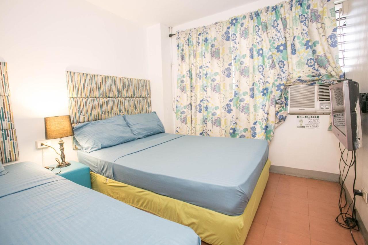 Naps & Maps Hostel Cebu Buitenkant foto